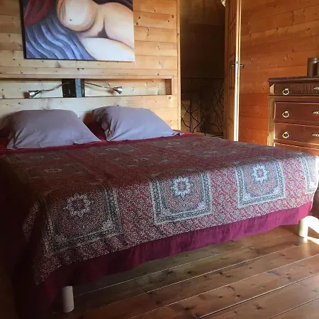 בית נופש L'isba סרלה-לה קנדה